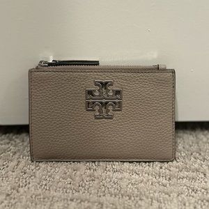 Tory Burch SOFT ZIP CARD CASE Grey